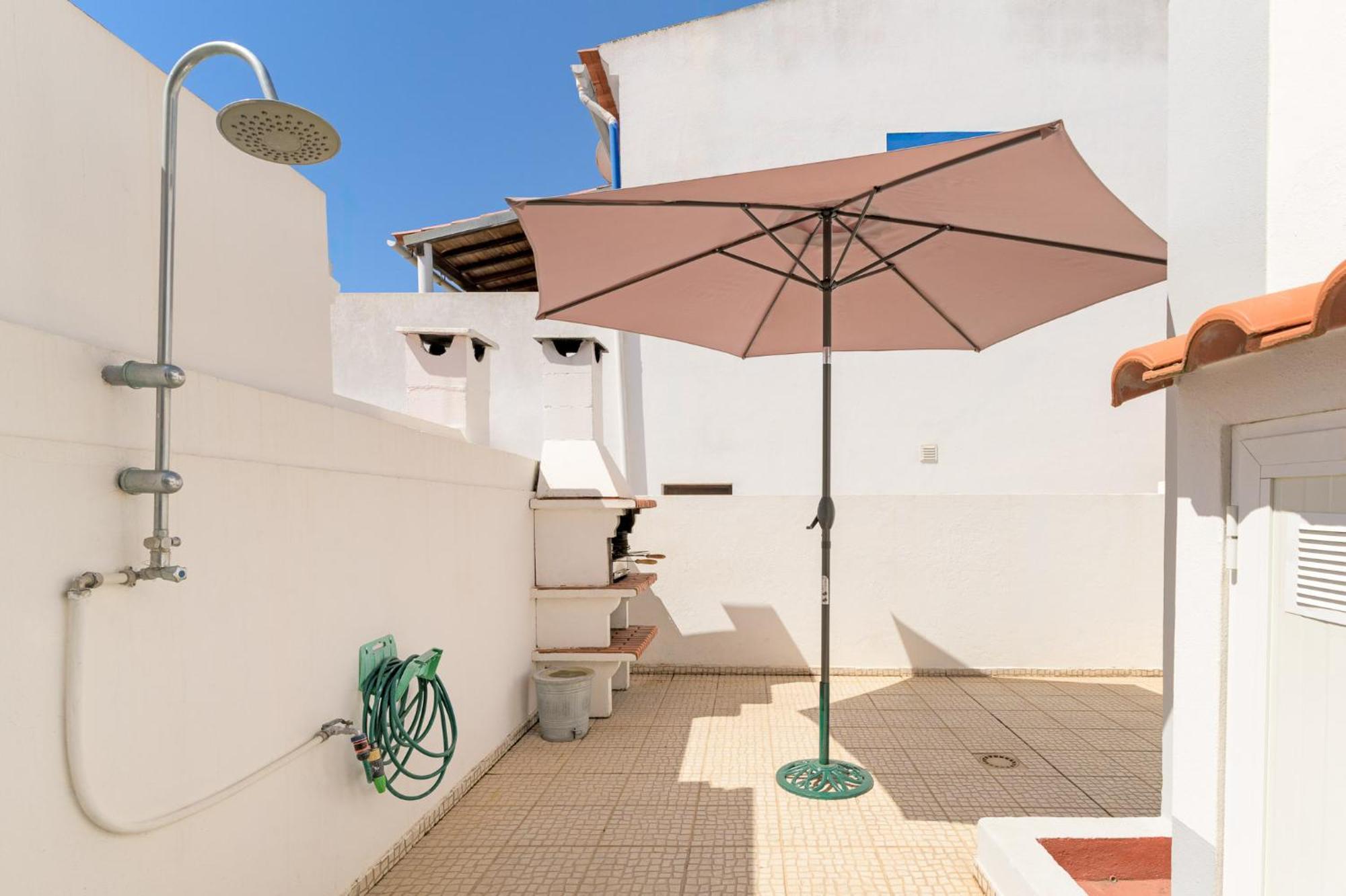 Milfontes Beach House ヴィラ・ノヴァ・デ・ミルフォンテス エクステリア 写真